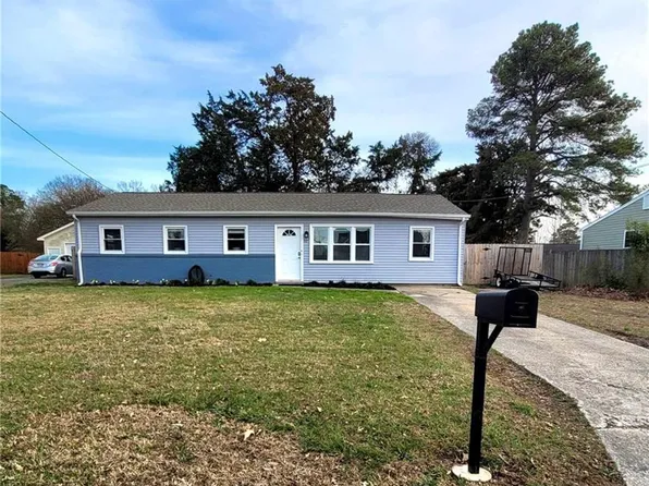 217 Doctor Dr, Virginia Beach, VA 23452