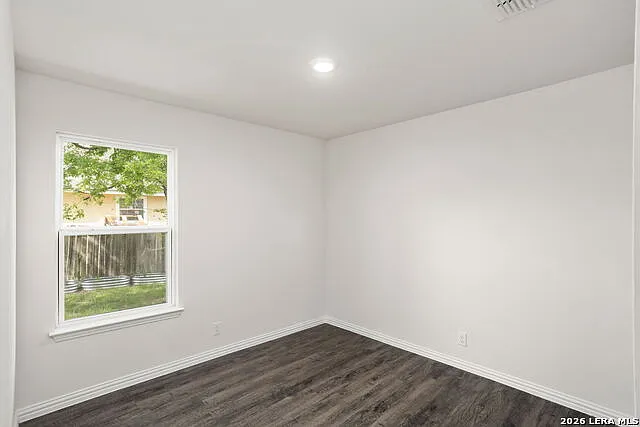 2718 Bermuda Dr — Photo 13