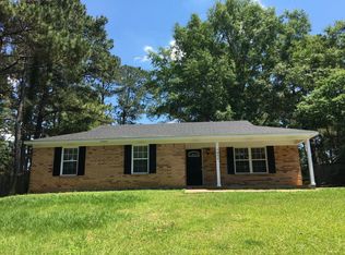 1852 Ranch House Dr, Semmes, AL 36575