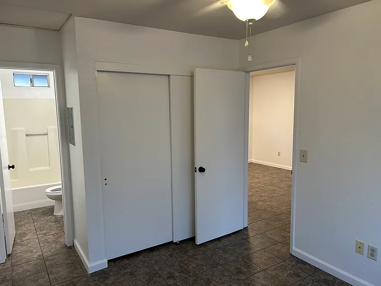 208 N H St #3 — Photo 6