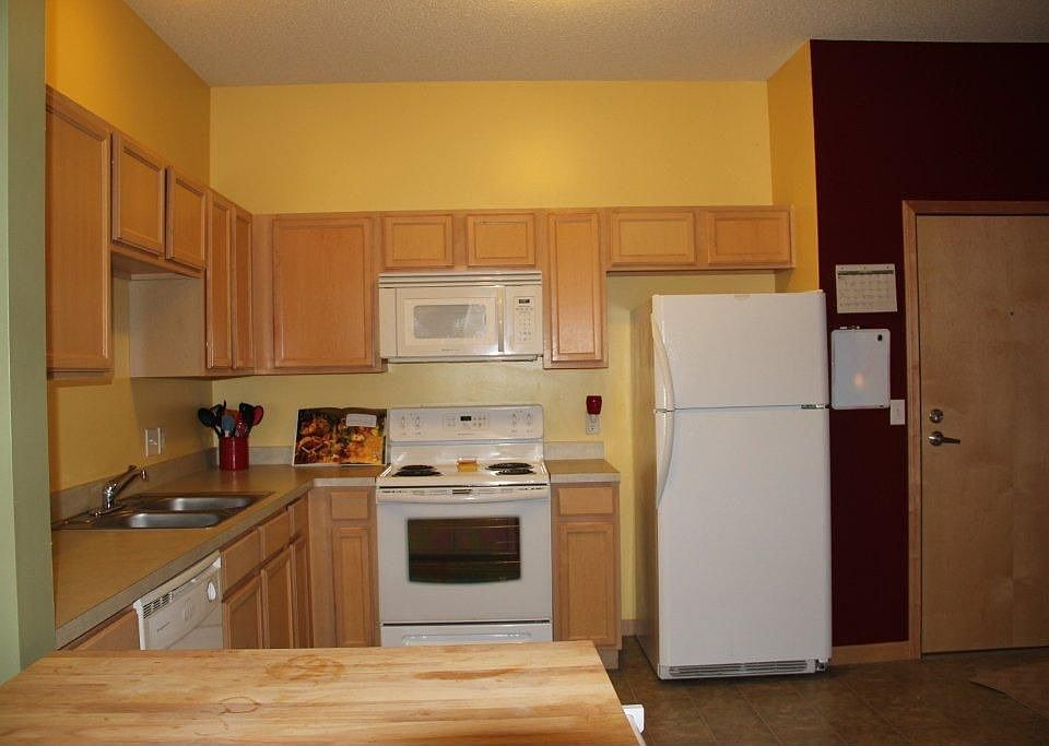 3310 Nicollet Ave- Schoneman