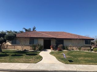 5913 Urner St, Bakersfield, CA 93308