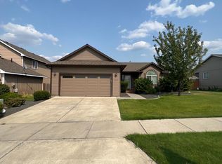 615 S Long Rd, Greenacres, WA 99016