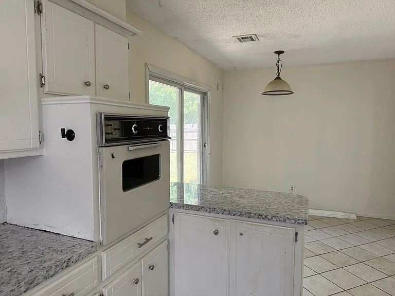 1540 High Trail Rd — Photo 5