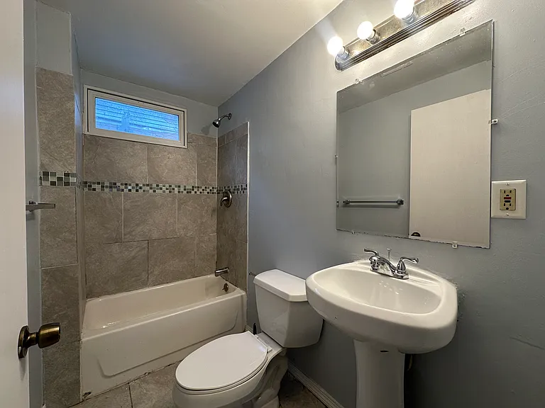 41 Carolina Ave #2 — Photo 5