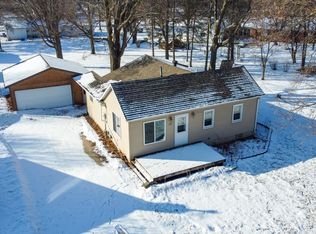 322 W Adair St, Shell Rock, IA 50670