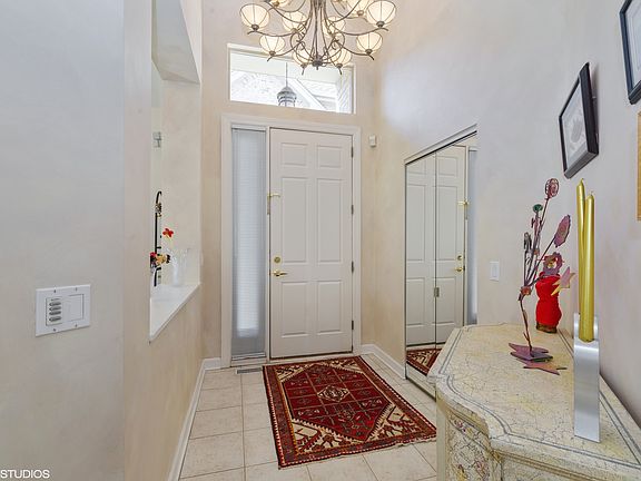 5th image of 9243 Nagle Ave