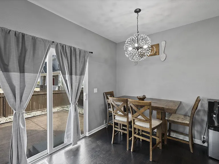 7555 Gallard Hts — Photo 9