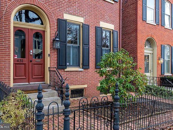 3rd image of 431 W Walnut St