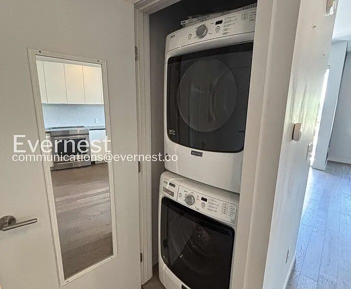 1300 N Ogden St #401 — Photo 20