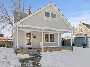 29 Whitwam Ave, Leamington, ON N8H 2P5