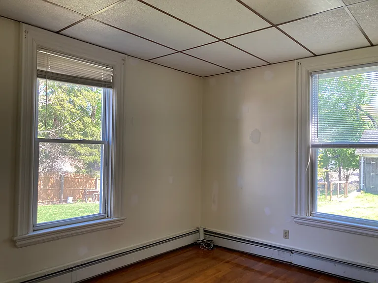 75 Dean Ave — Photo 16