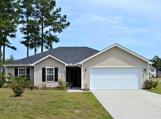 146 Knotty Pine Cir, Springfield, GA 31329