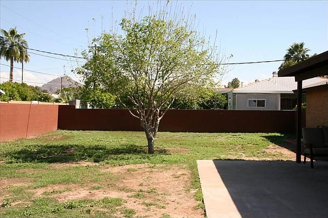 1st image of 3034 E Glenrosa Ave