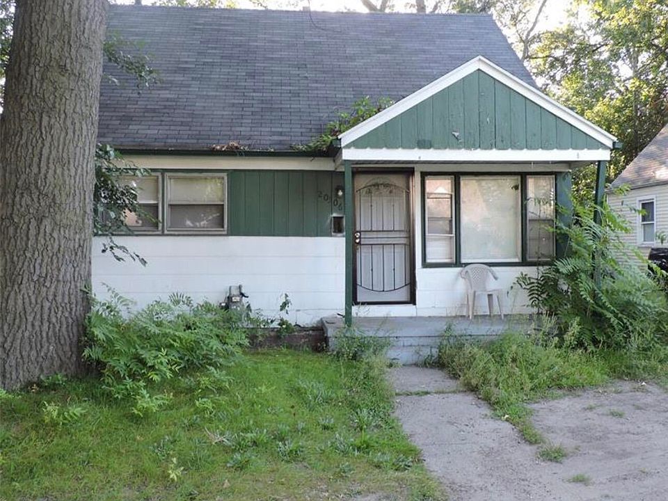 1st image of 20506 Revere St