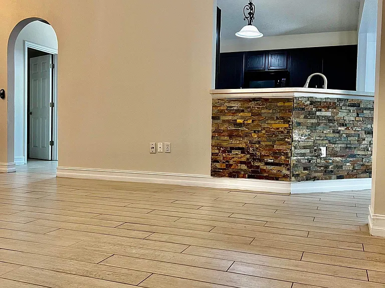 1612 Muir Cir — Photo 19