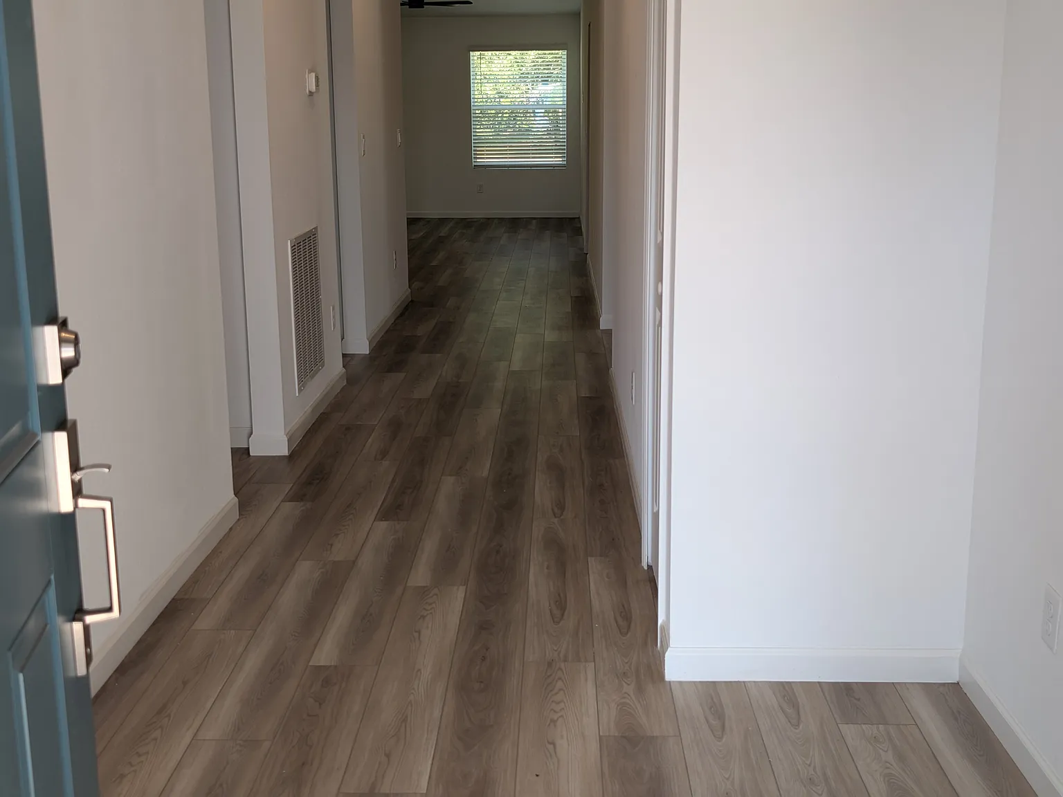 4 bed, 2172 sqft, $2,500 — Photo 3
