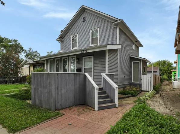 10524 75th Ave NW, Edmonton, AB T6E 1J4