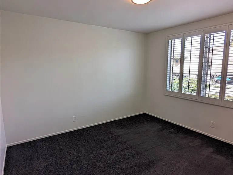 589 Fairview Ave — Photo 31