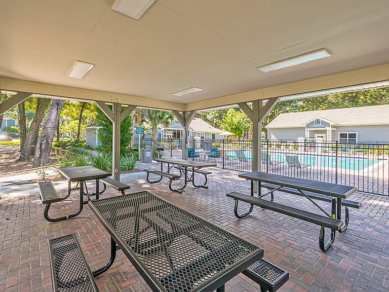 Enclave at Pine Oaks — Photo 14