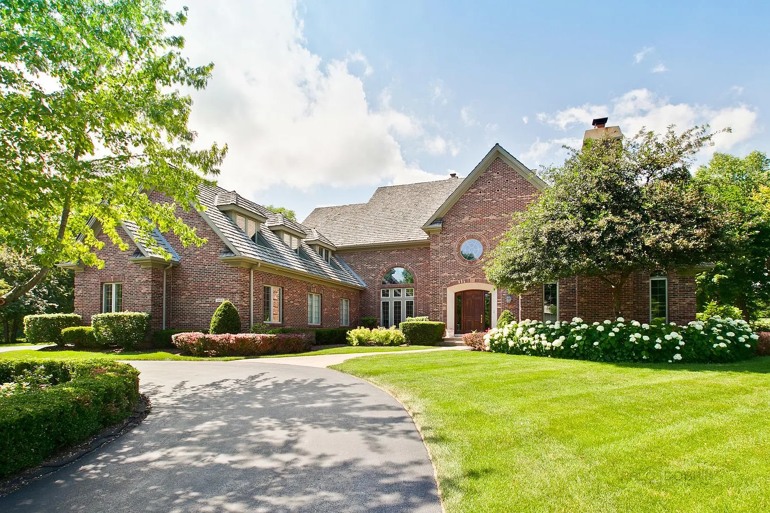 4483 Normandy Ct photo 1