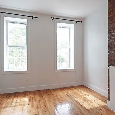 Rented by Nooklyn NYC LLC | media 7