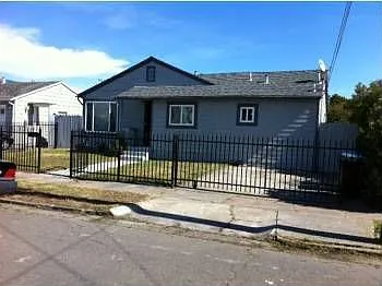 1524 Oscar St photo 1