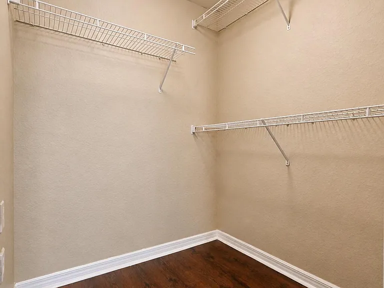 356 SE Rogers Ct — Photo 19