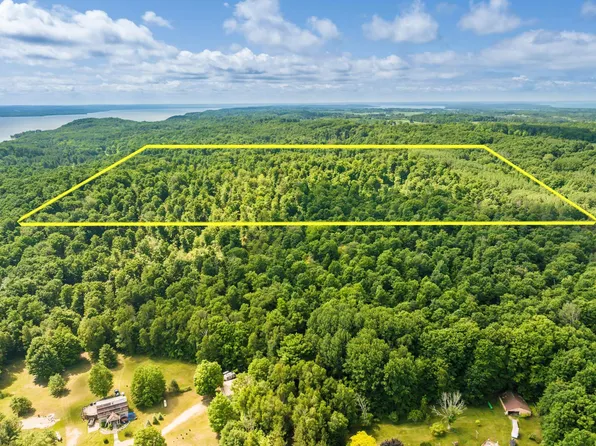 0 Hjelte Rd, Kewadin, MI 49648