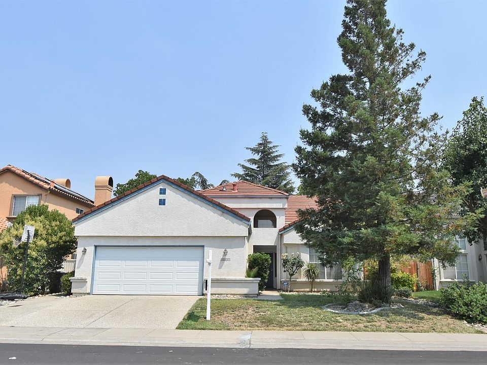 2nd image of 9053 Old Creek Dr