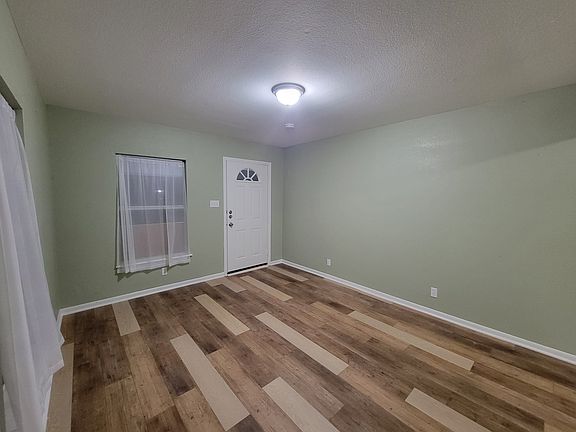 2nd image of 265 Rosebud Ln