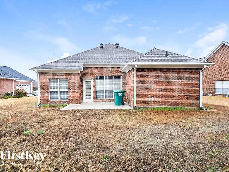 540 Enclave Cir — Photo 15