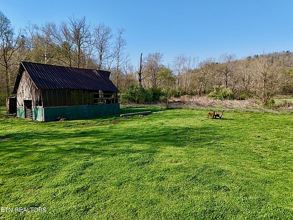 14th image of 5640 Brimstone Rd