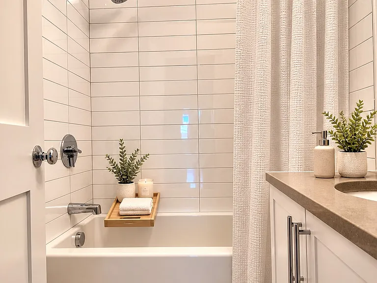 83 Harvard St #21 — Photo 5