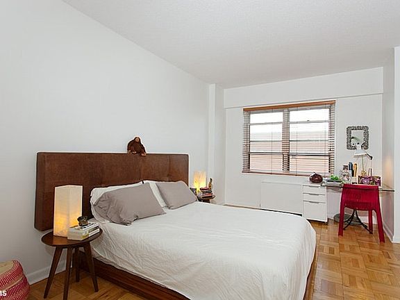 5th image of 60 E 8th St APT 33A
