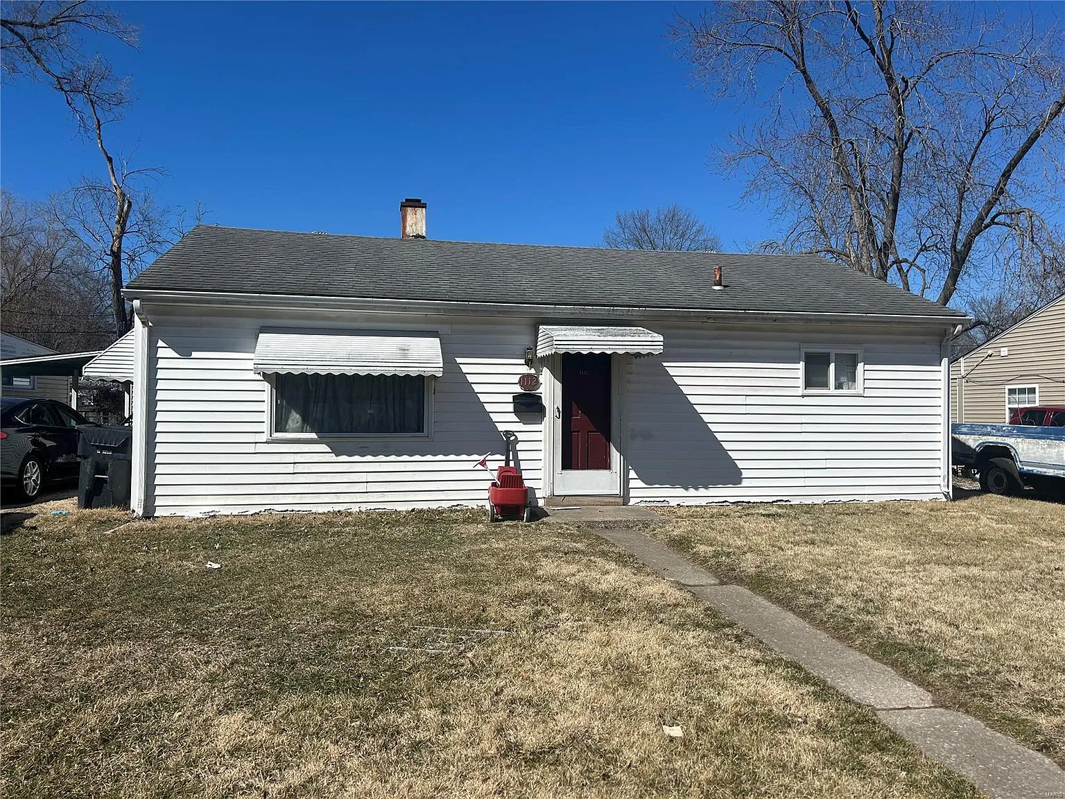 1112 Lilac Dr photo 1