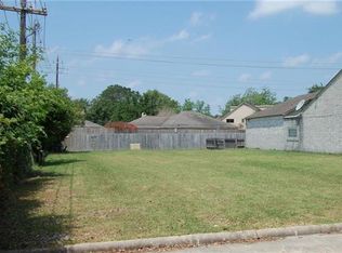 1916 Hunters Trace St, Houston, TX 77042