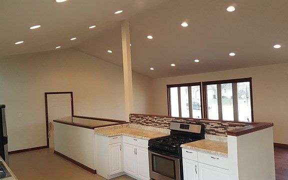 2nd image of 3373 City View Dr