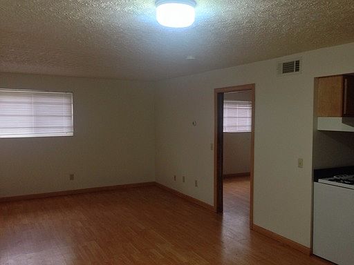 2nd image of 1170 Franklin Ave APT 18