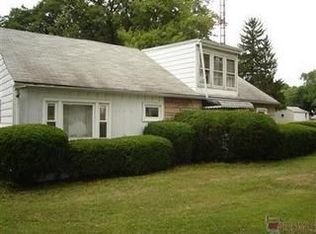 2091 McCoy Rd, Barberton, OH 44203