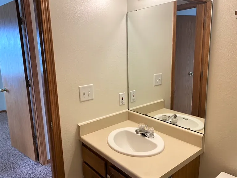 3507 Queen Dr - 7 — Photo 22