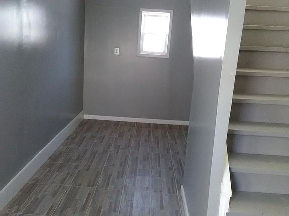 Lower Mud Room / Entranceway