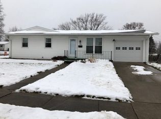 1029 Sunset Dr, Logansport, IN 46947