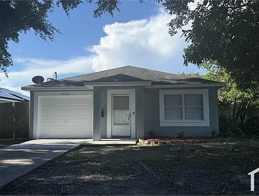 3 bed, 1014 sqft, $1,700 — Photo 2