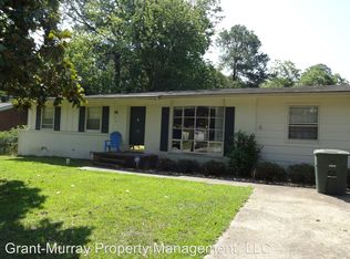 7214 Ainsley St, Fayetteville, NC 28314