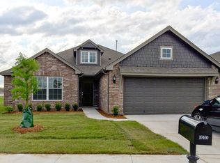 10460 S Kennedy St W, Jenks, OK 74037
