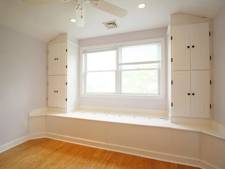 35 Harold St #2 — Photo 8
