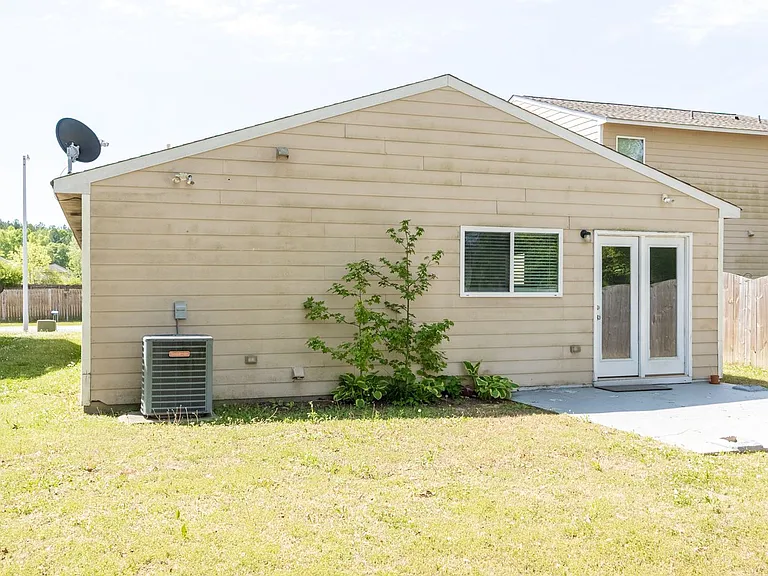 163 Sedgewick Dr — Photo 28