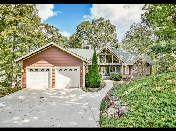 240 Mountain View Pointe Dr, Seneca, SC 29672