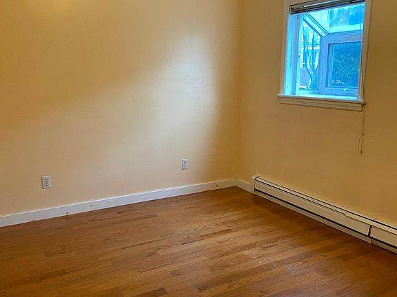 4th image of 14368 Franklin Ave #1